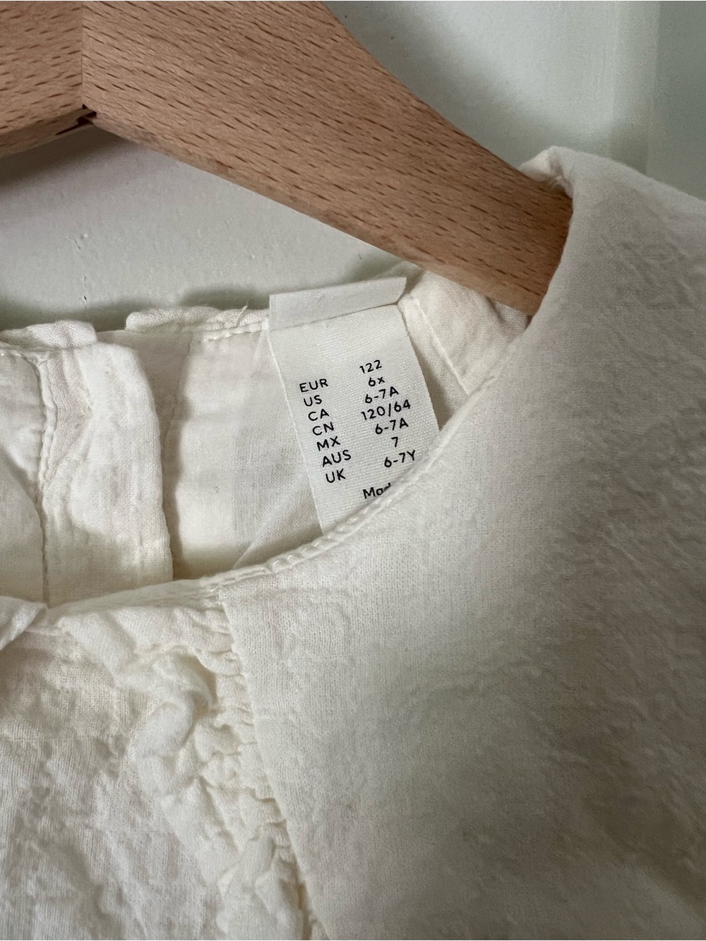 H&M Cream Textured Peplum Blouse with Ruffle Collar - Picture 2 of 3